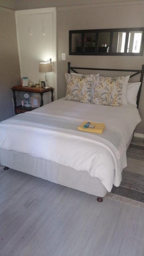 Peony Luxury Room With Wifi And Own Entrance Стелленбос Екстер'єр фото